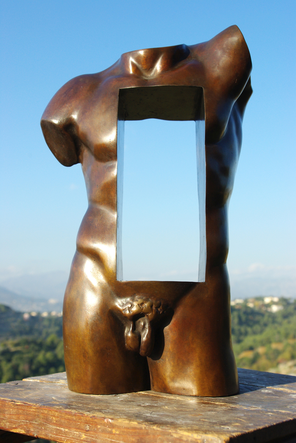 Sculpture Sacha Sosno