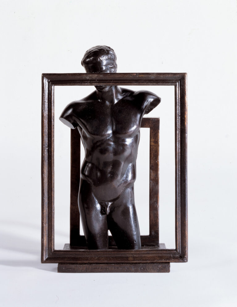 Sculpture Sosno