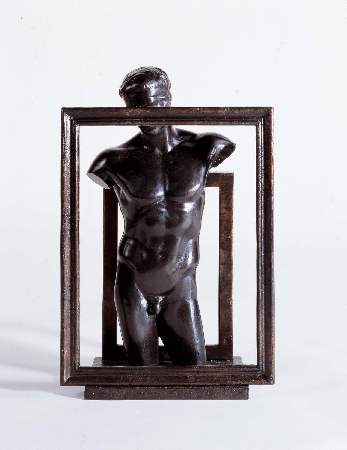 Sculpture Sosno