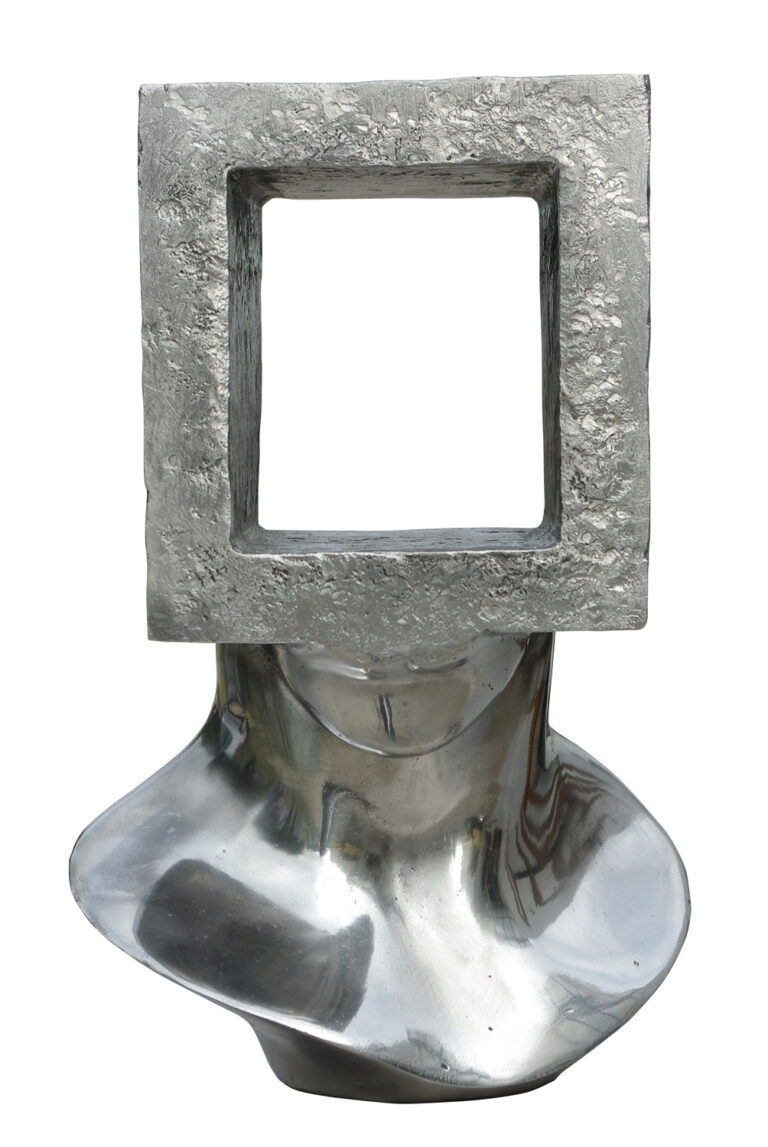 2011, Sosno. Tête carrée oblitérée